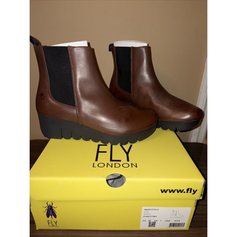 NIB Fly London 40 US 9 / 9.5 Brown Leather VAZE177FLY Wedge Chelsea Boot READ